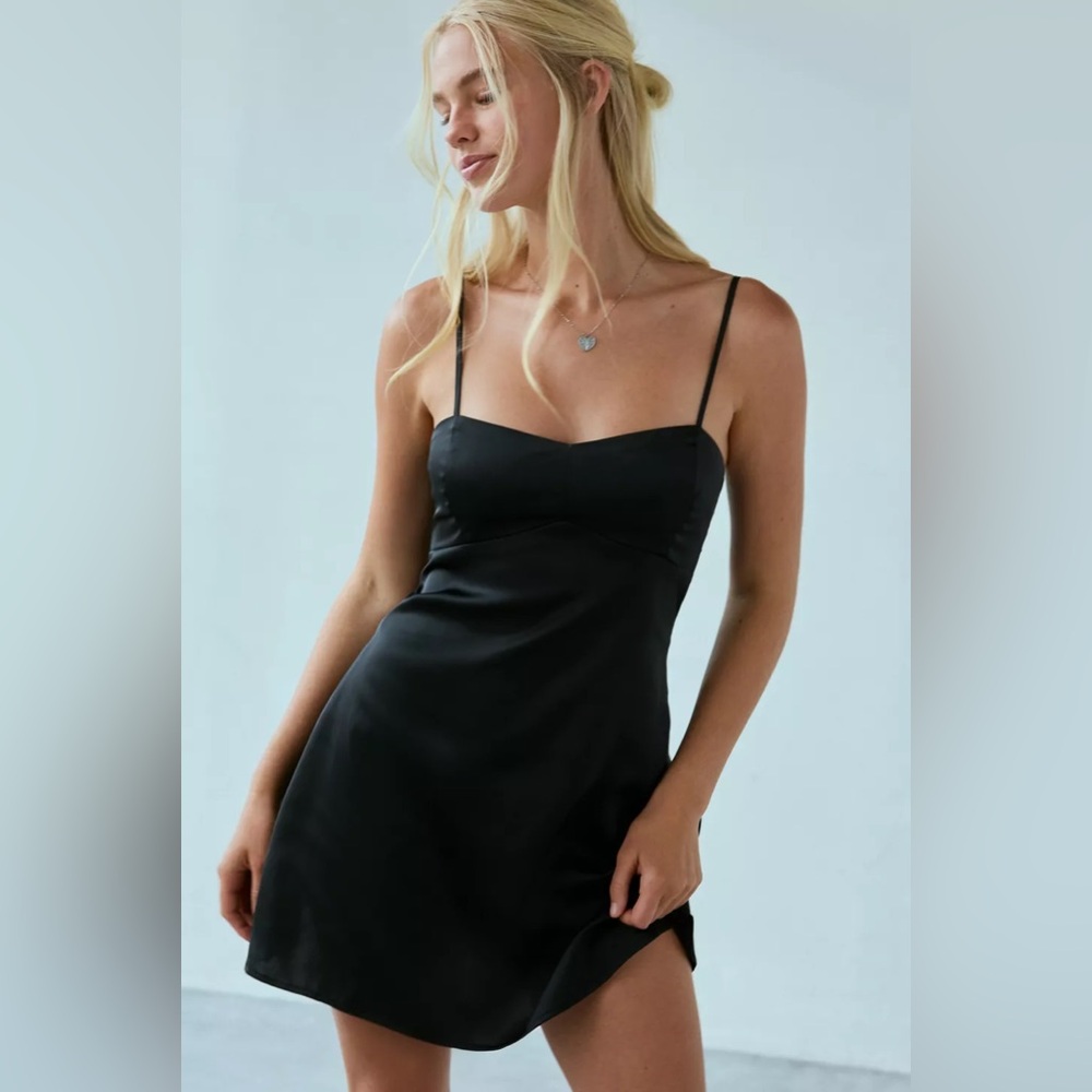 UO Bella Bow-Back Satin Mini
Dress